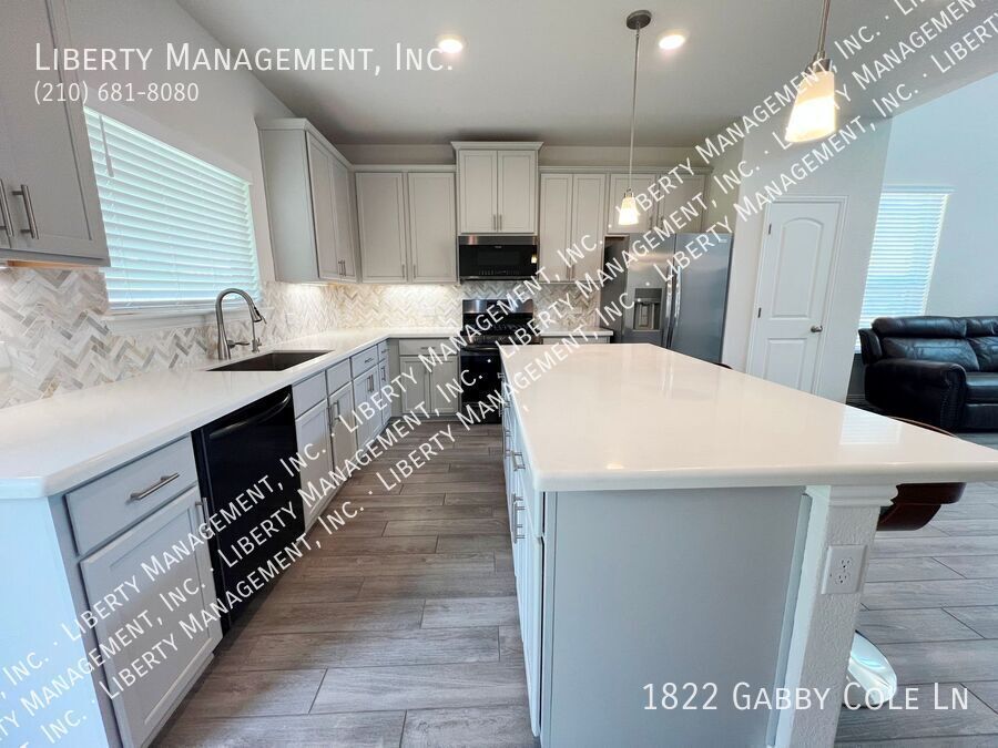 4 Bed, 3.5 Bath Home in Veranda property image