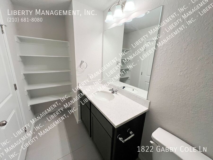 4 Bed, 3.5 Bath Home in Veranda property image