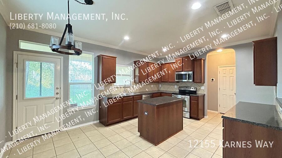 3 Bedroom, 2 Bath Home in Alamo Ranch property image