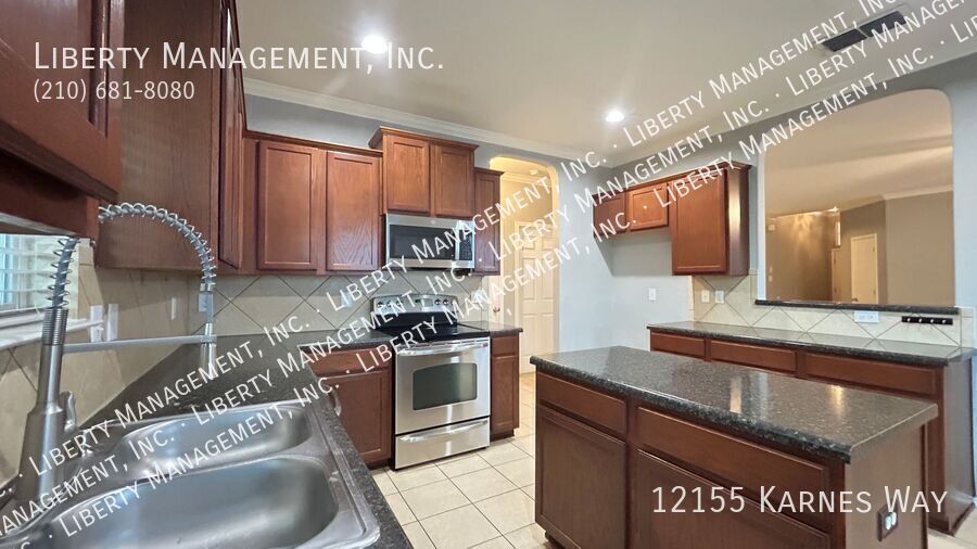 3 Bedroom, 2 Bath Home in Alamo Ranch property image