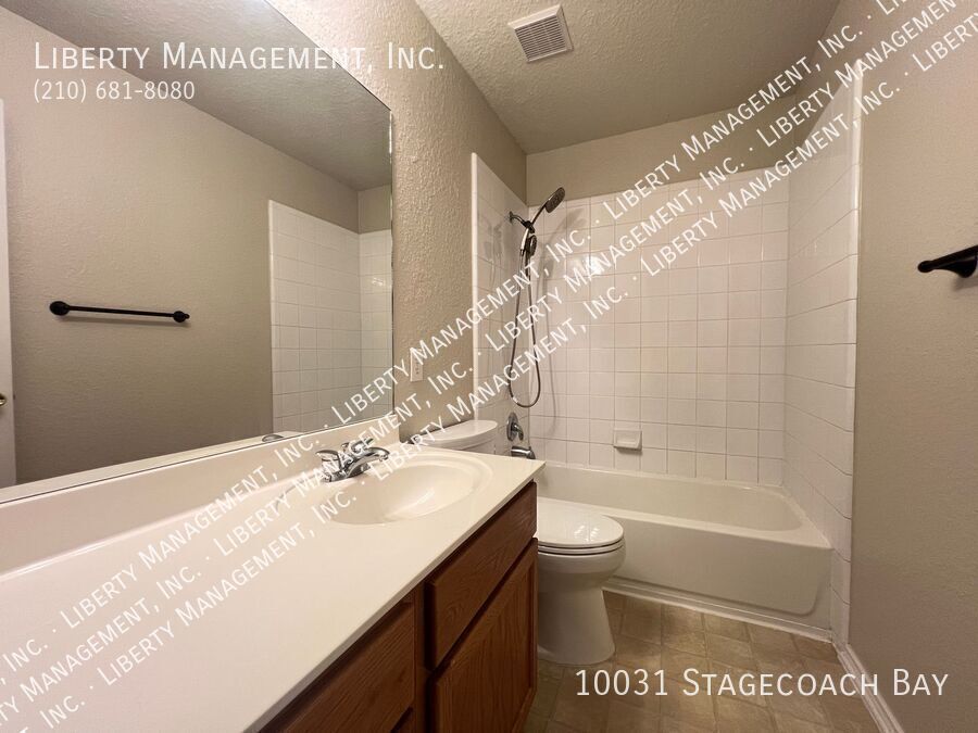 3 Bedroom, 2.5 Bath Home in Wildhorse property image