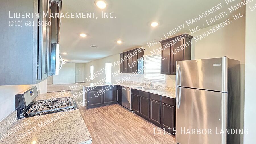 4 Bedroom, 2 Bath Home Near Lackland AFB and Brooks City Base property image