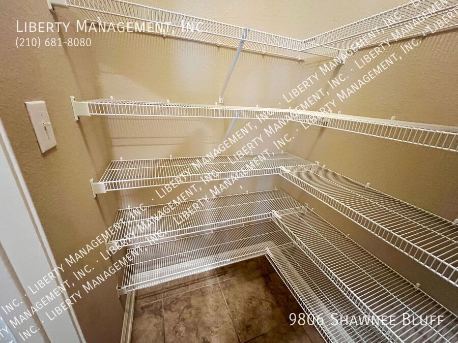 4 Bed, 2 Bath Home property image