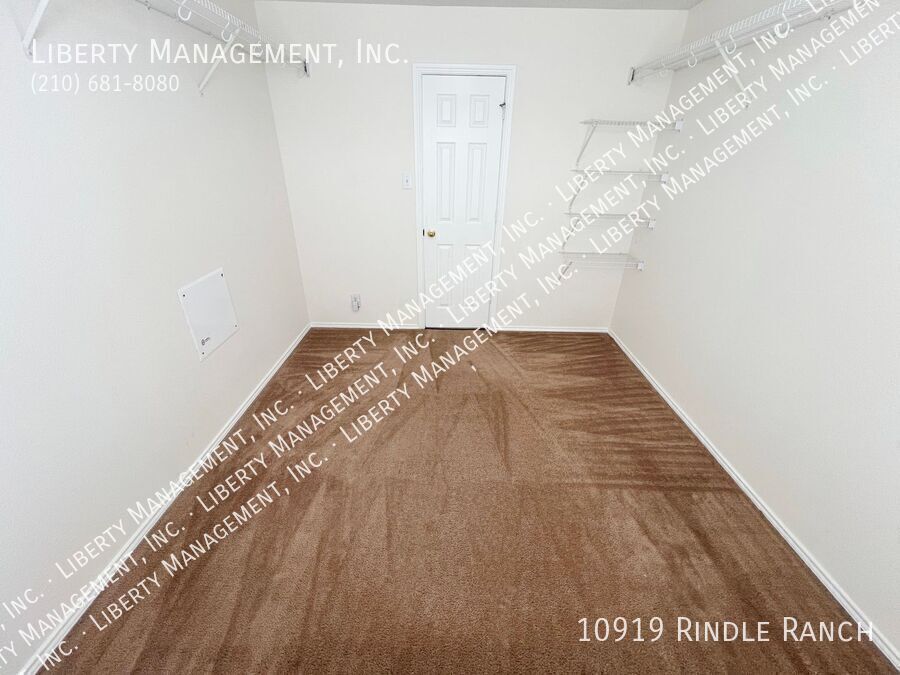 4 Bed, 2.5 Bath Home in River Mist. property image