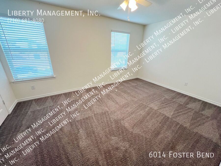 4 Bed, 3 Bath Home on a Greenbelt property image