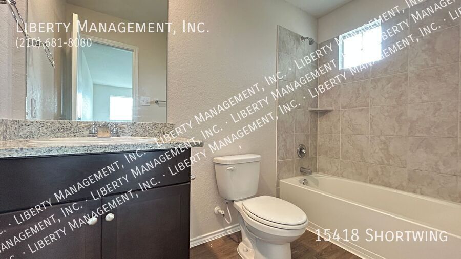 3 Bedroom, 2 1/2 Bath Home in the popular neighborhood of Redbird Ranch property image