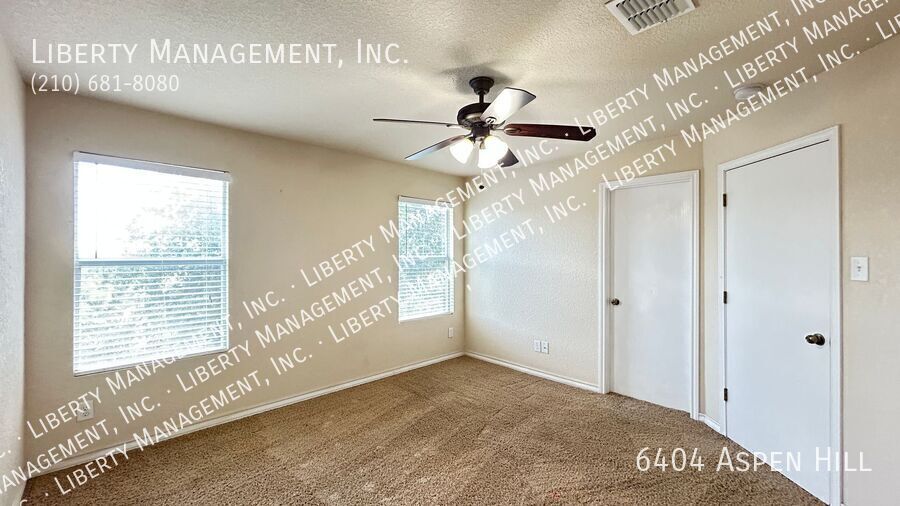 Beautiful Corner Lot Townhome Near Bandera and Loop 410 property image