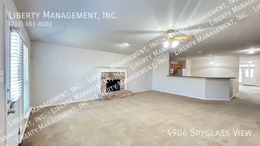 Spacious 3 Bed, 2 Bath Home in a Gated Community property image