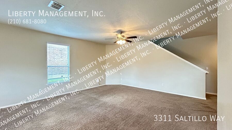 4 Bedroom, 2.5 Bath in Alamo Ranch property image