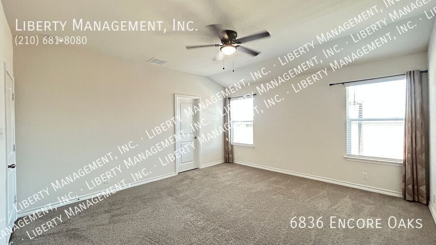 Beautiful and well maintained 1-Story Home is located in Whisper Falls property image