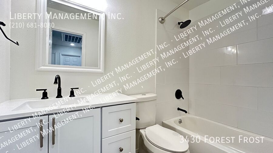 3 Bed, 2 Bath 2100 sq ft Single Story home on a Cul-de-sac property image