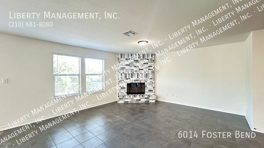 4 Bed, 3 Bath Home on a Greenbelt property image