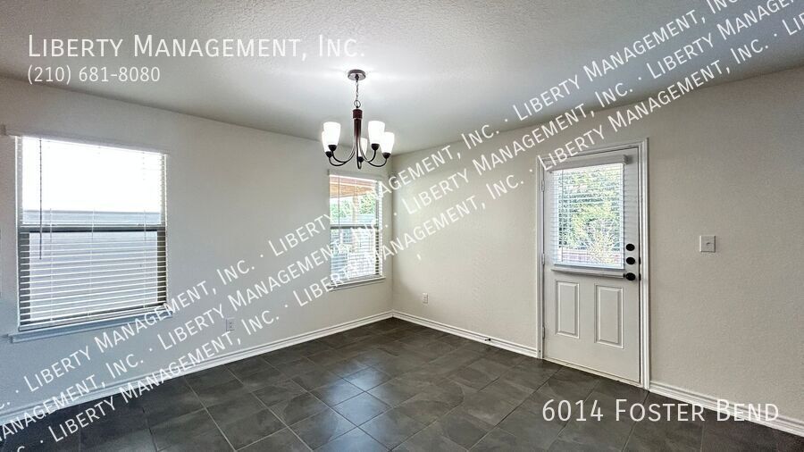 4 Bed, 3 Bath Home on a Greenbelt property image