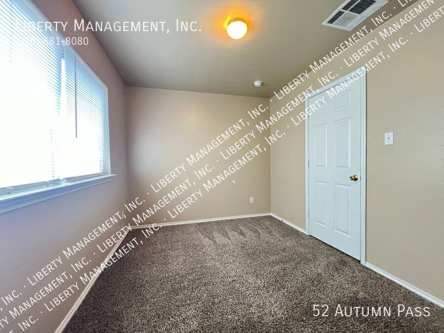 Great 2 Bed, 2.5 Bath Townhome property image