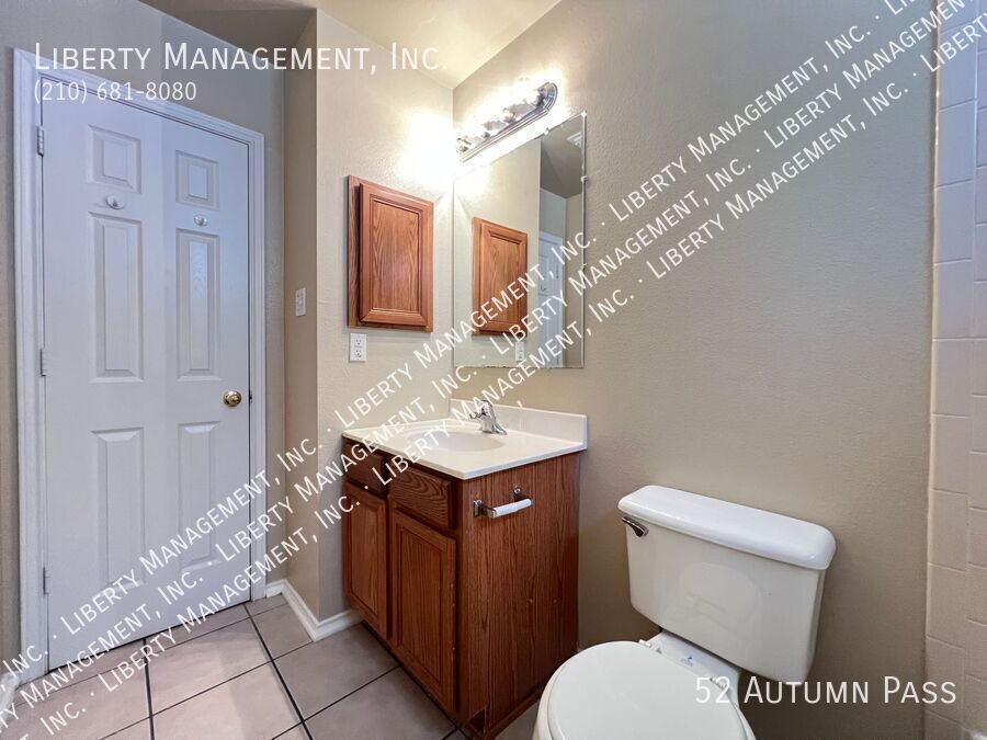 Great 2 Bed, 2.5 Bath Townhome property image