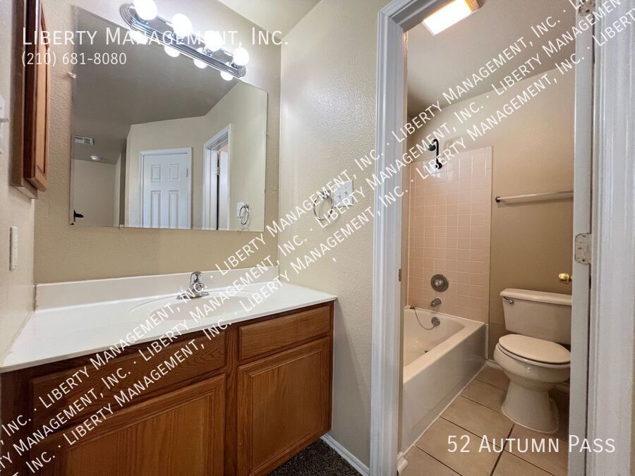 Great 2 Bed, 2.5 Bath Townhome property image