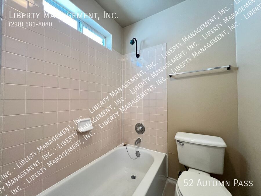 Great 2 Bed, 2.5 Bath Townhome property image