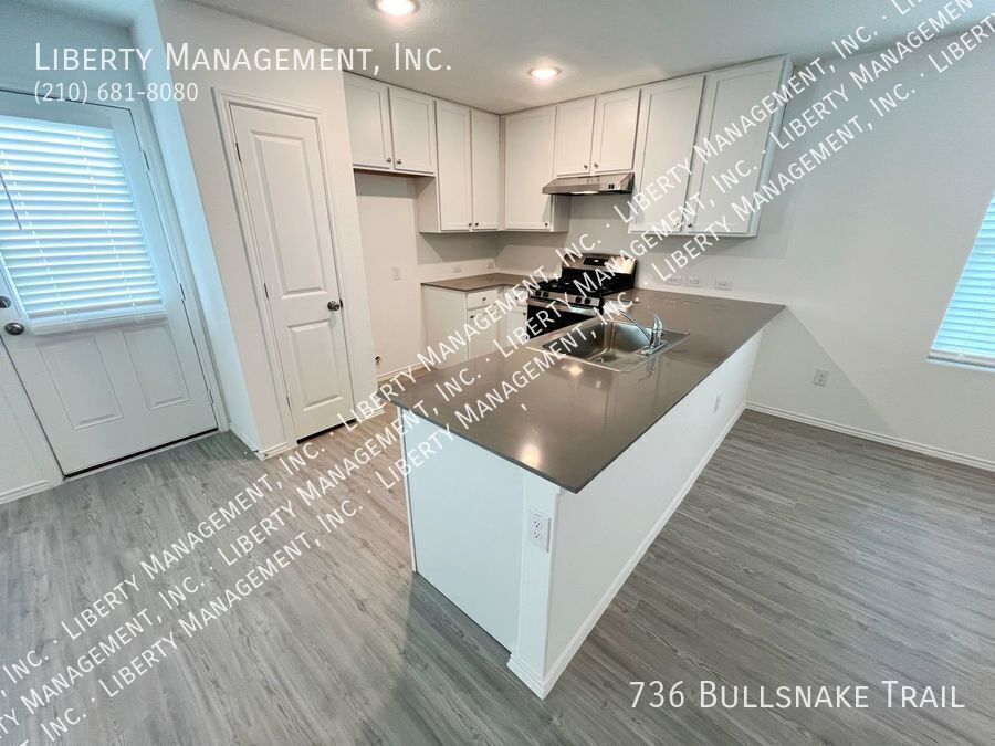 4 Bed 2.5 Bath 1950 sq ft Home in Steelwood Trails in New Braunfels property image