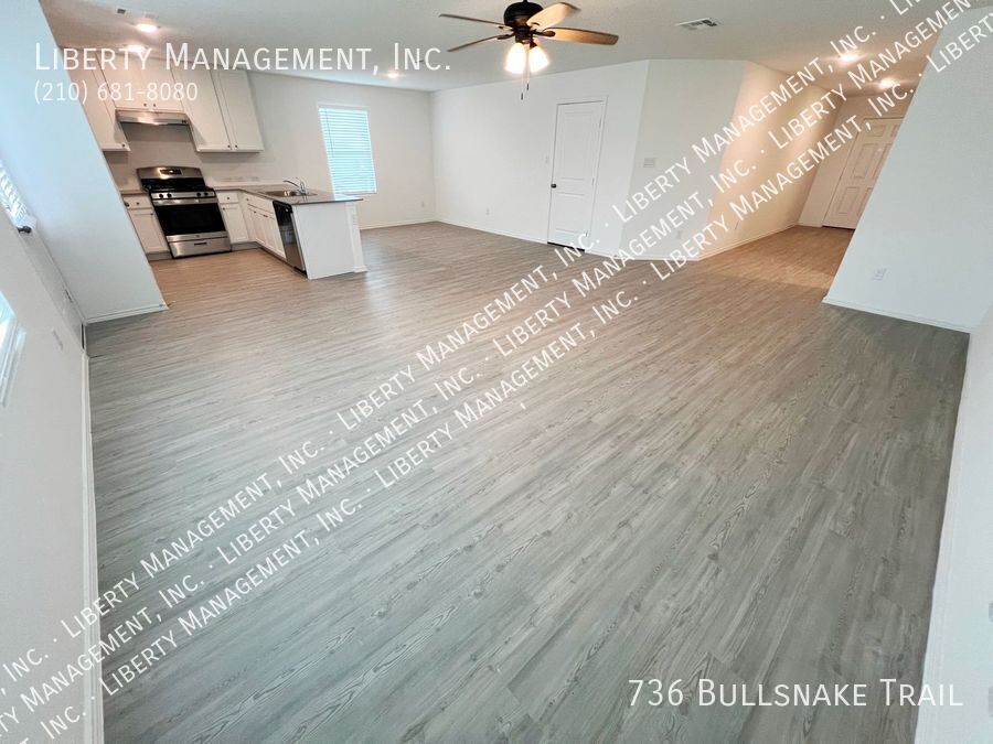 4 Bed 2.5 Bath 1950 sq ft Home in Steelwood Trails in New Braunfels property image