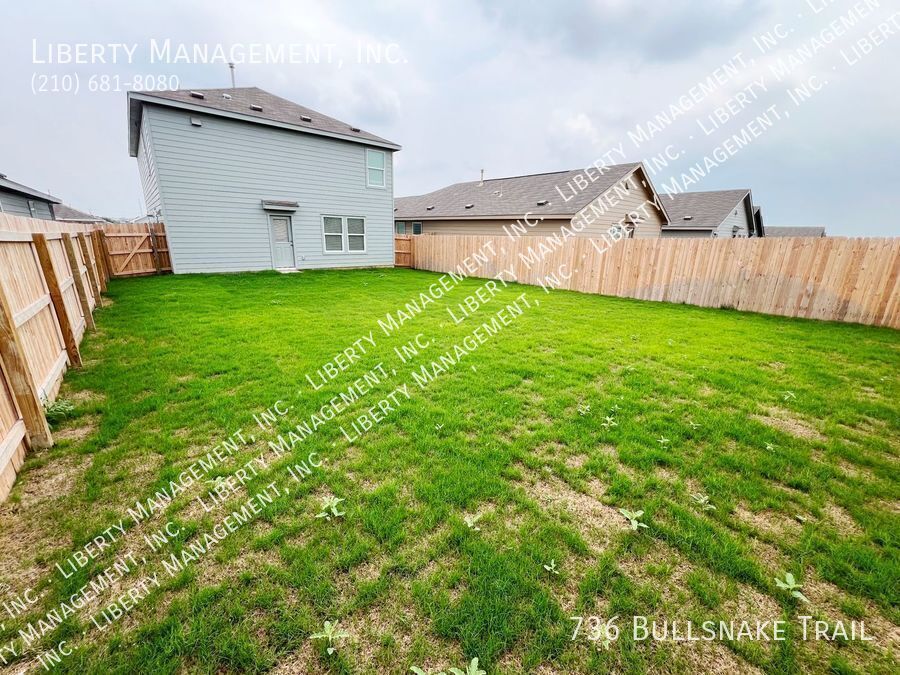 4 Bed 2.5 Bath 1950 sq ft Home in Steelwood Trails in New Braunfels property image