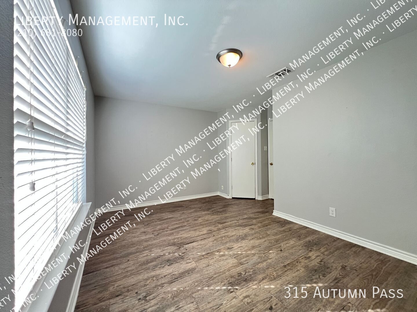 3 Bedroom Townhouse With 2 1/2 Baths property image