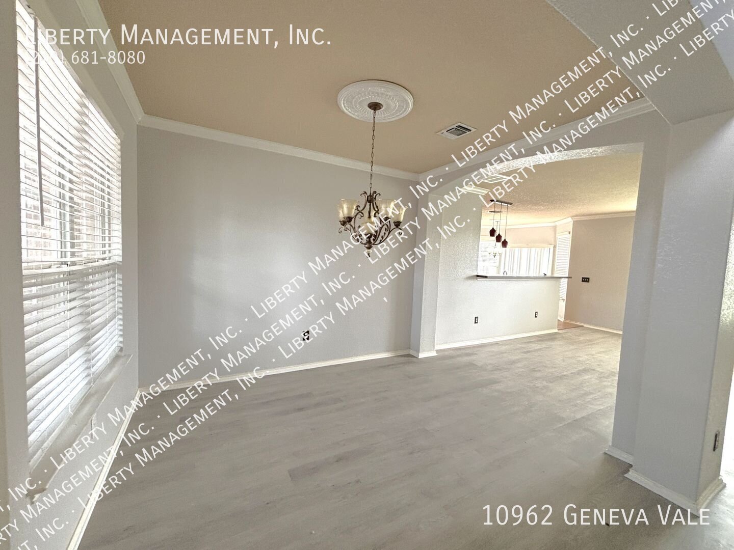 4 Bed, 2.5 Bath Home in Hills of Shaenfield with BRAND NEW Flooring property image