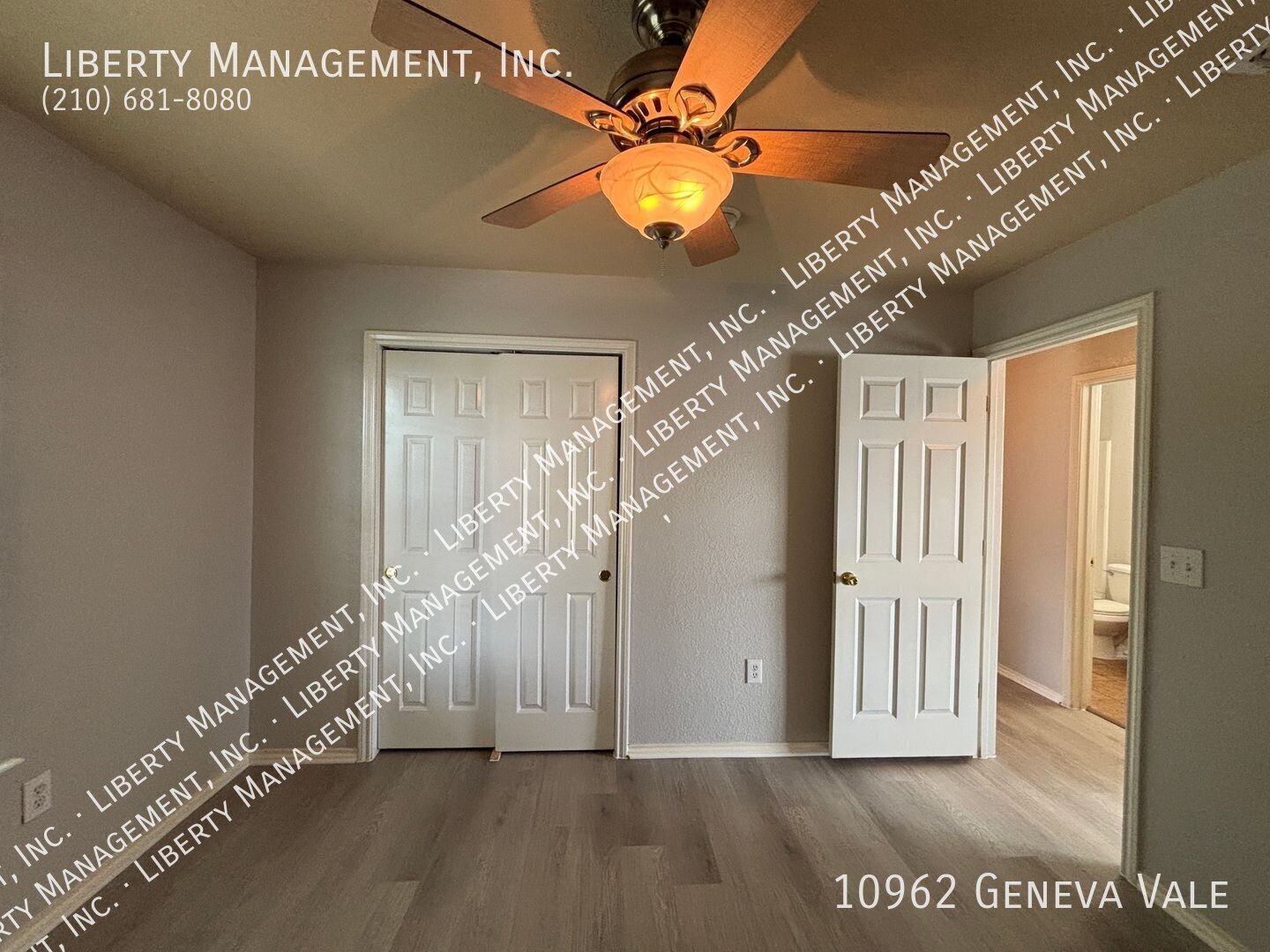 4 Bed, 2.5 Bath Home in Hills of Shaenfield with BRAND NEW Flooring property image