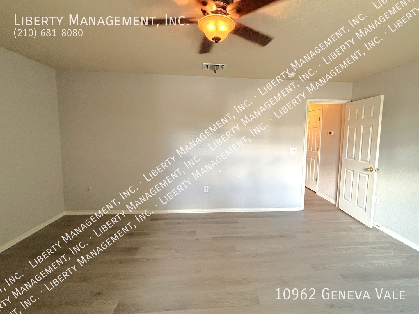 4 Bed, 2.5 Bath Home in Hills of Shaenfield with BRAND NEW Flooring property image