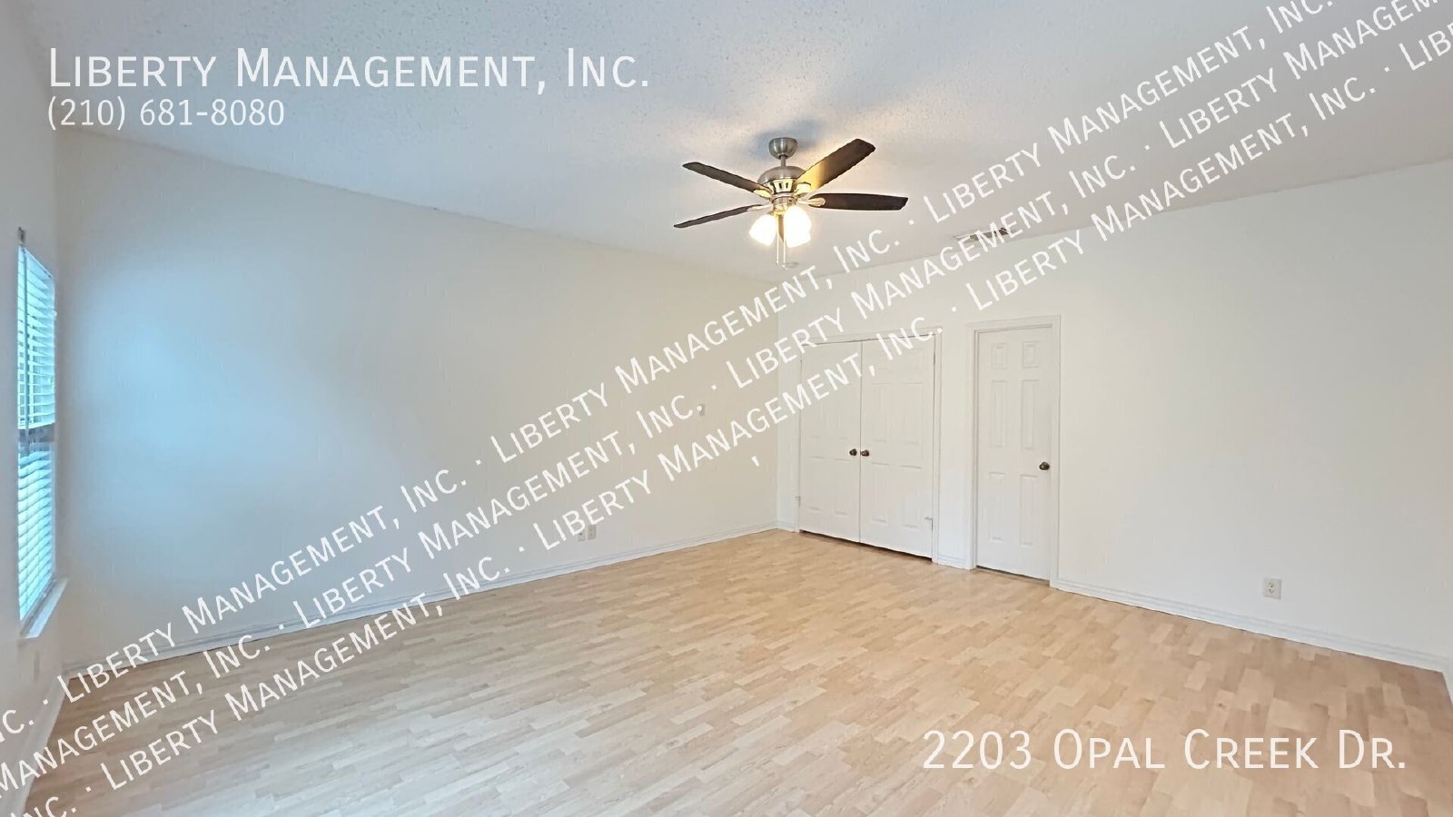 Beautiful 4 bedroom, 2 bath home near 1604. property image