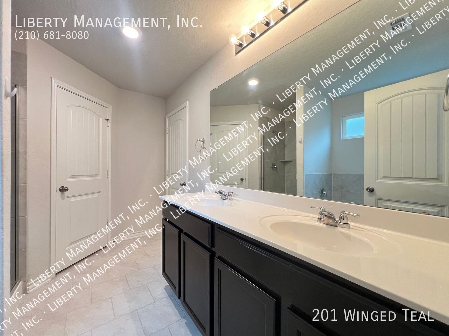 Beautiful 5 bedroom, 3.5 bath home located in Redbird Ranch property image